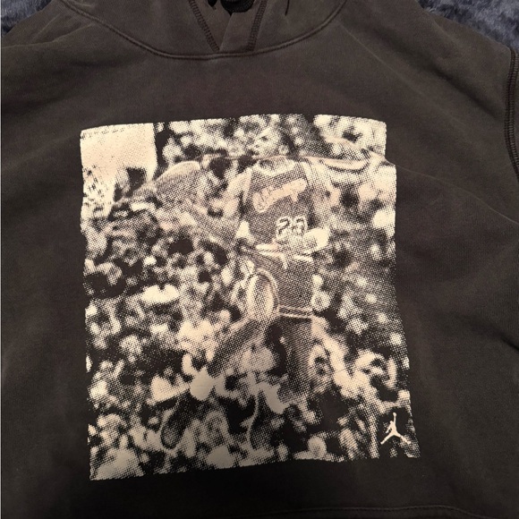 Jordan Graphic Hoodie size L - Picture 2 of 3
